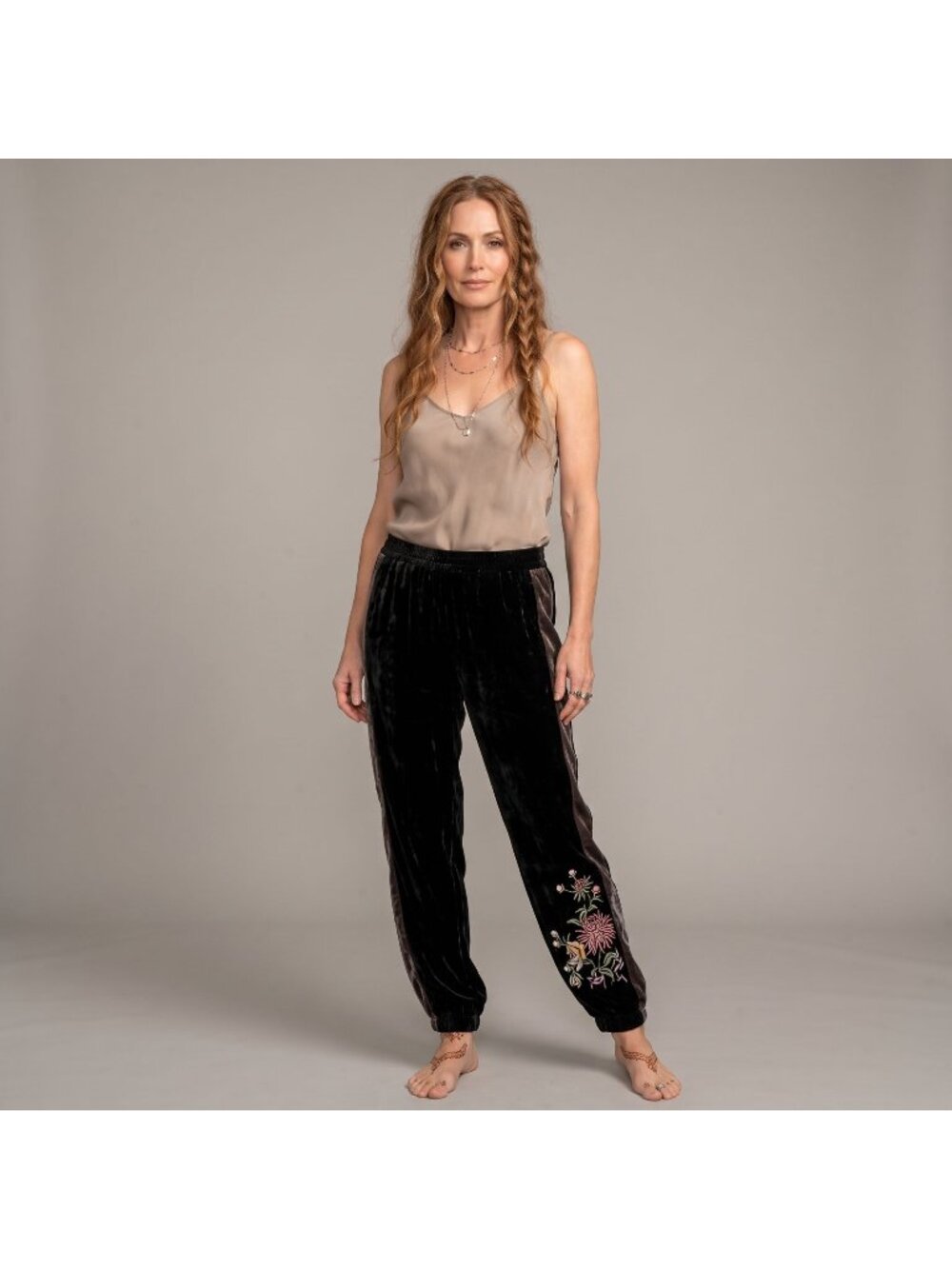 Johnny Was Women Black Joggers Velvet Floral Sz M